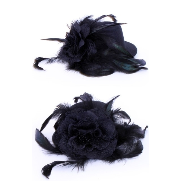 Mini hoedje met haarclip zwart met veertjes
